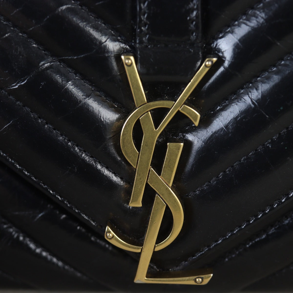 Saint Laurent College Medium