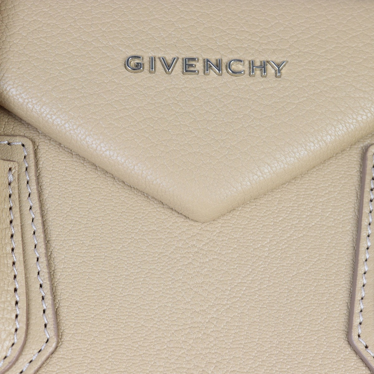 Givenchy Antigona Medium Beige