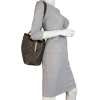 Louis Vuitton Montaigne MM Monogram