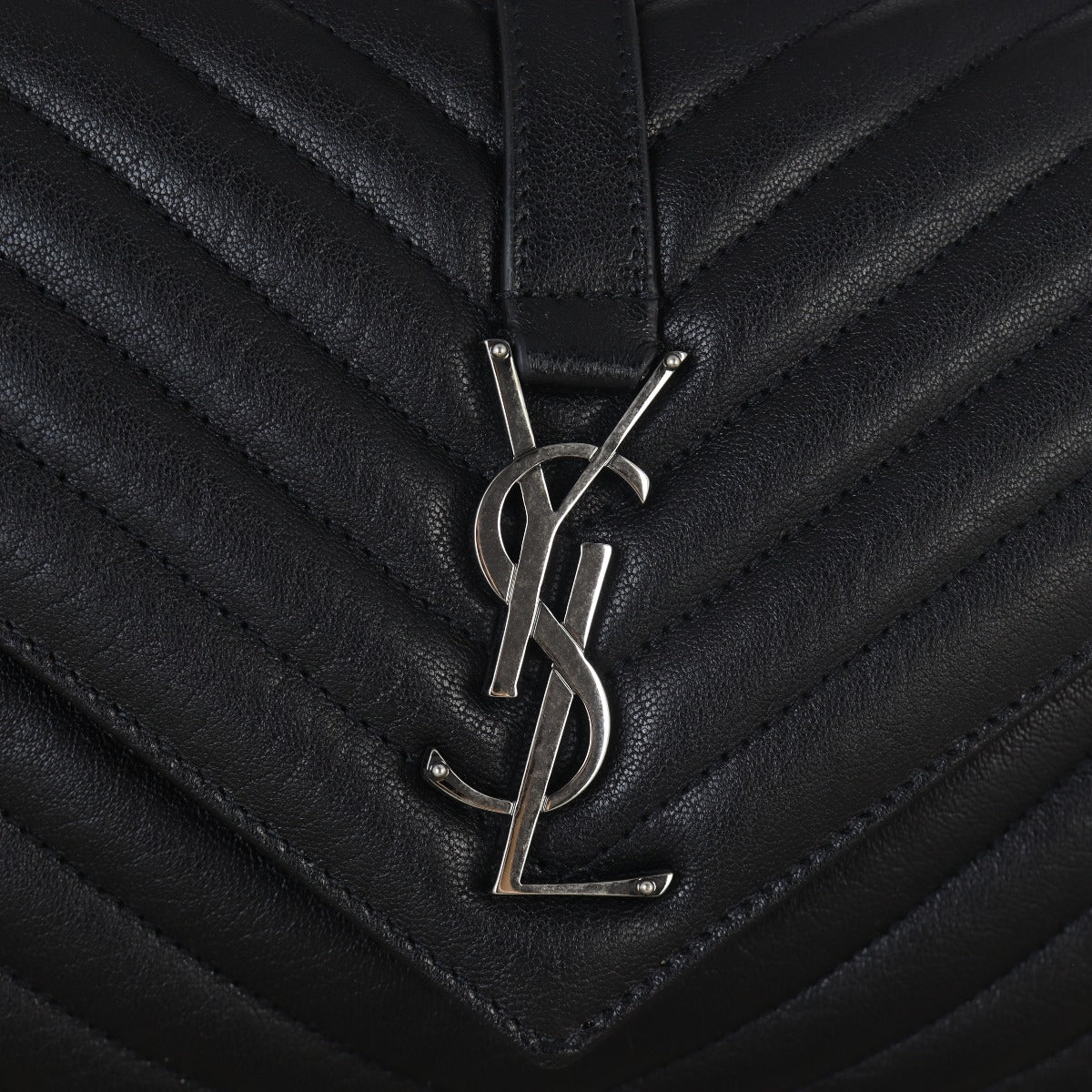 Saint Laurent College Medium