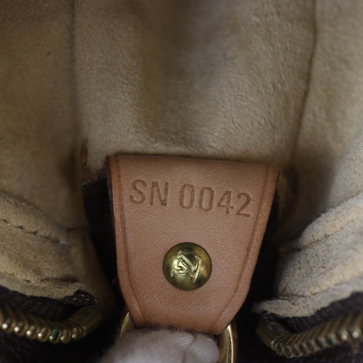 Louis Vuitton Looping GM Monogram