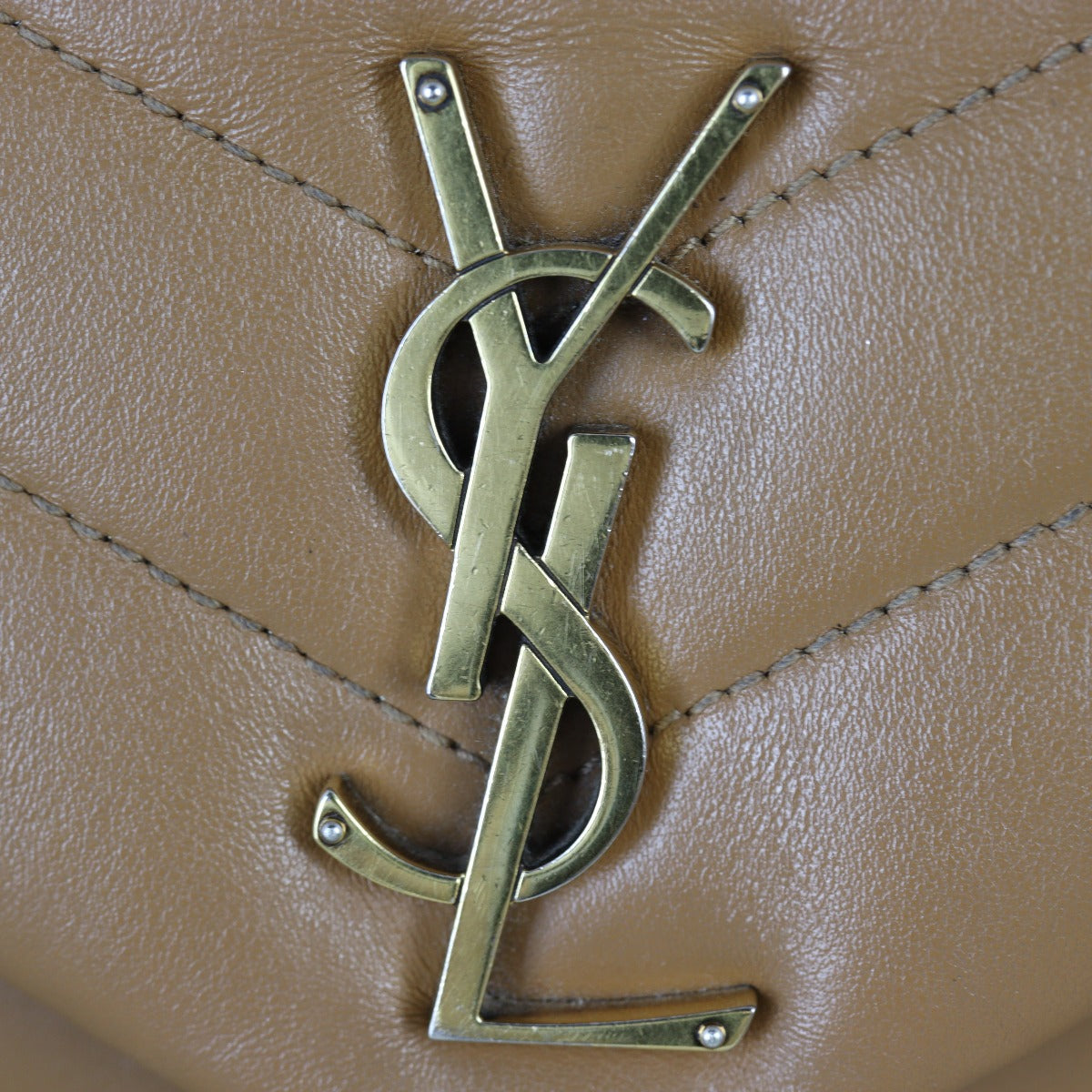 Saint Laurent Loulou Small