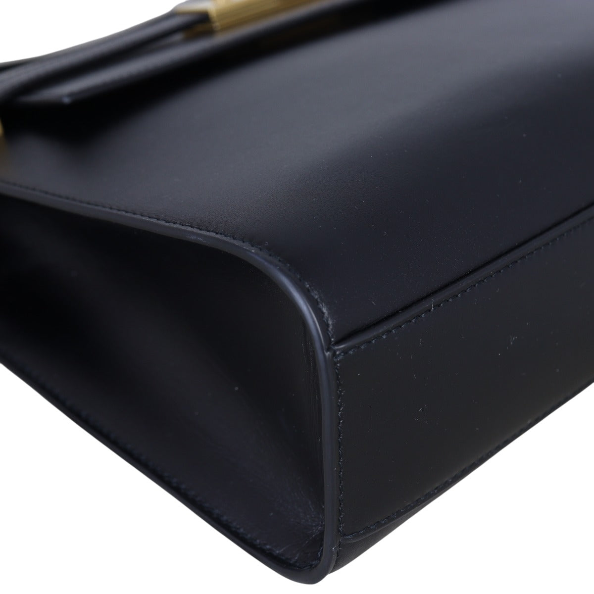 Saint Laurent Manhattan Shoulder Bag Medium