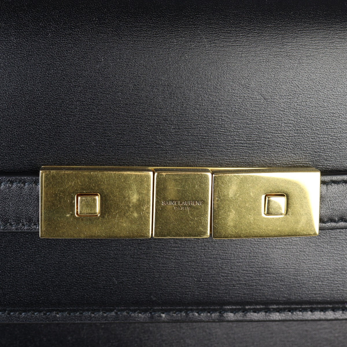 Saint Laurent Manhattan Shoulder Bag Medium