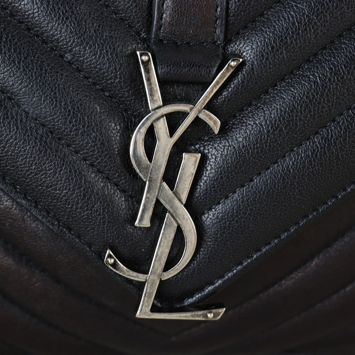 Saint Laurent College Medium