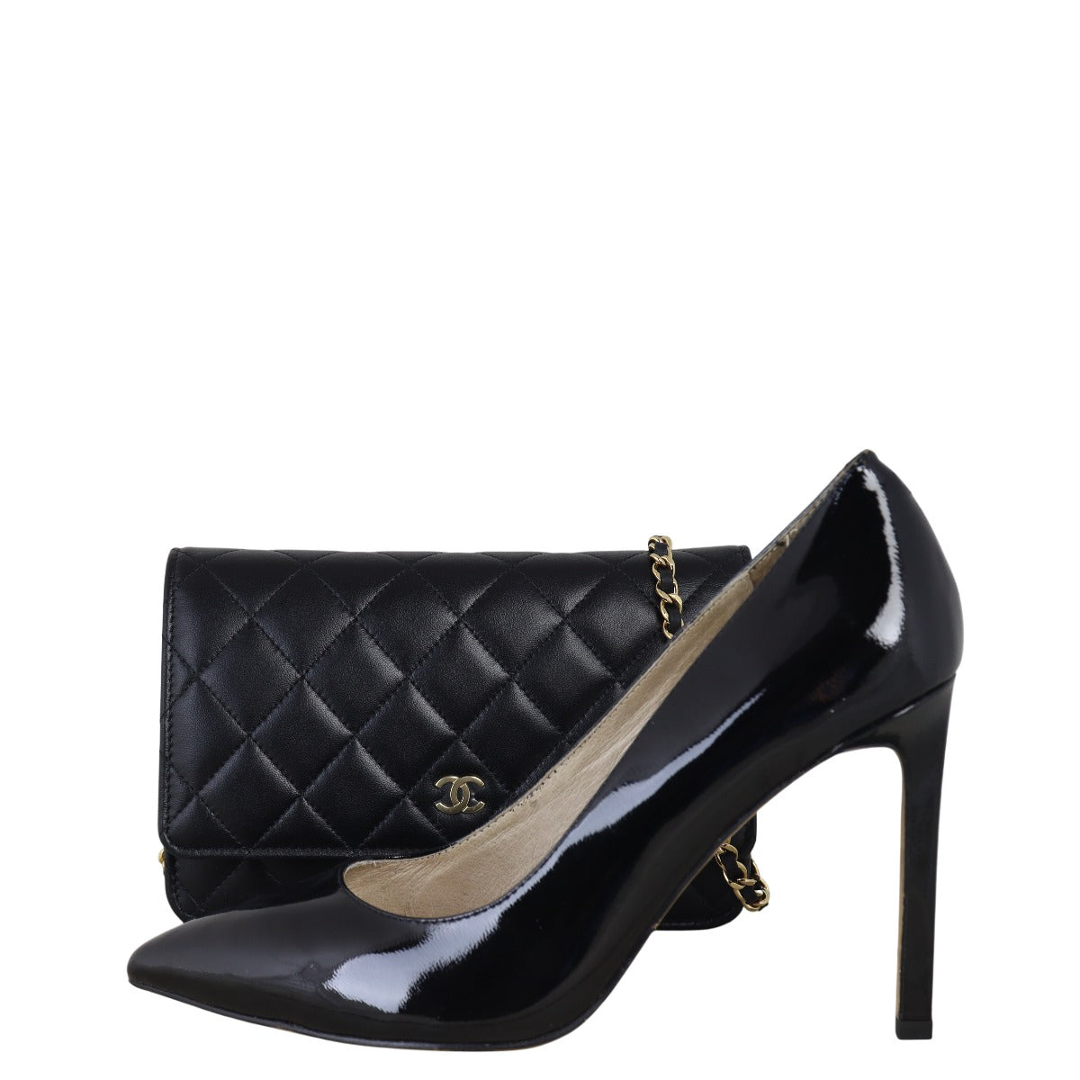 Chanel Classic Wallet on Chain