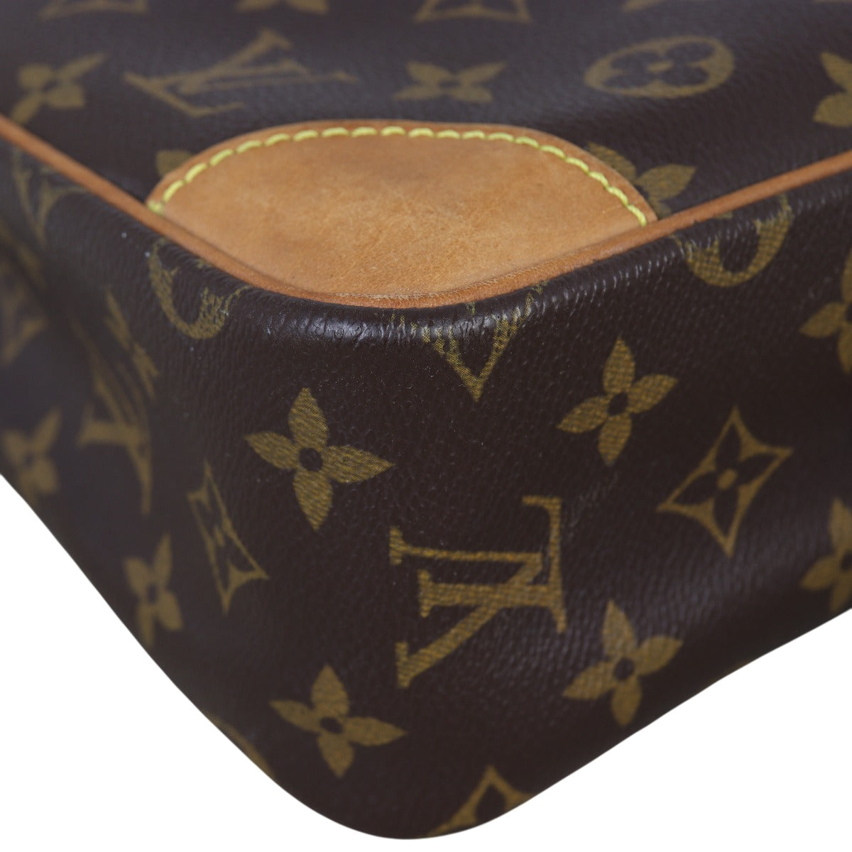 Louis Vuitton Trocadero 30 Monogram