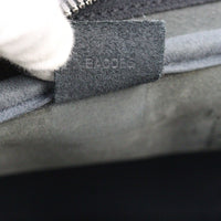 Louis Vuitton Kendall GM Taiga