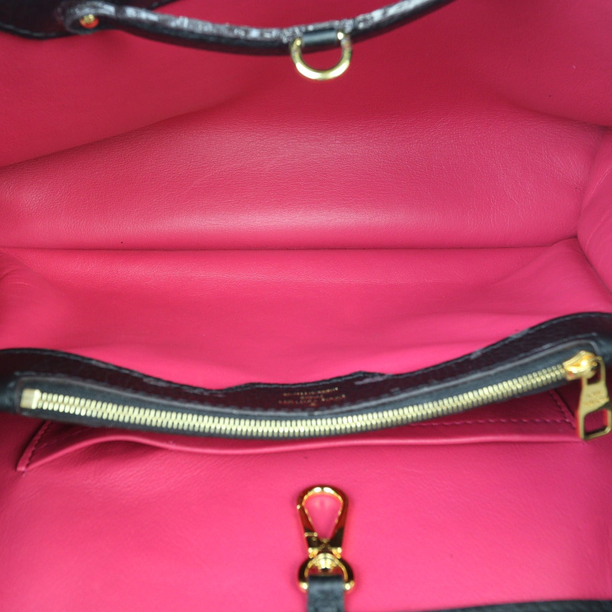 Louis Vuitton Capucines MM