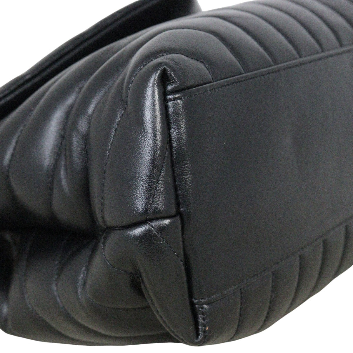 Saint Laurent Loulou Medium