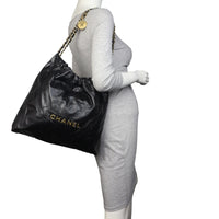 Chanel 22 Hobo Medium