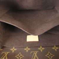 Louis Vuitton Pochette Metis Monogram