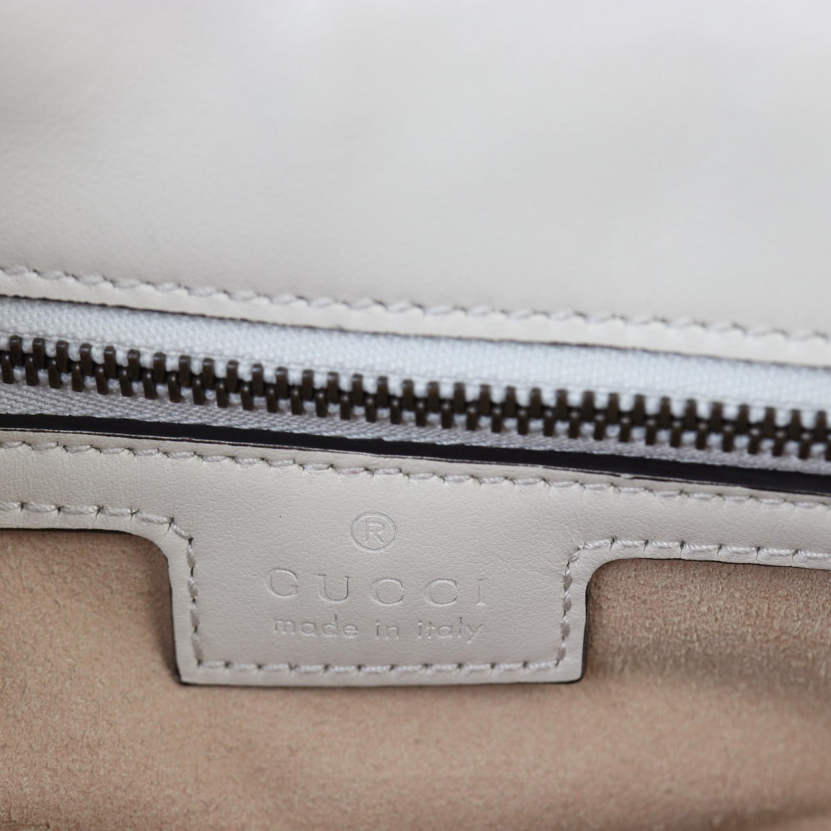 Gucci GG Marmont Matelasse Medium Shoulder Bag