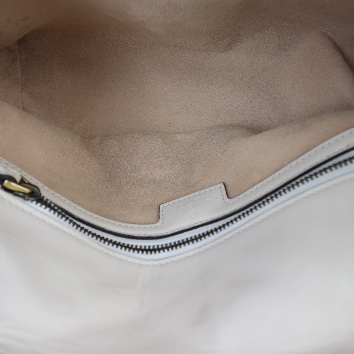 Gucci GG Marmont Matelasse Medium Shoulder Bag