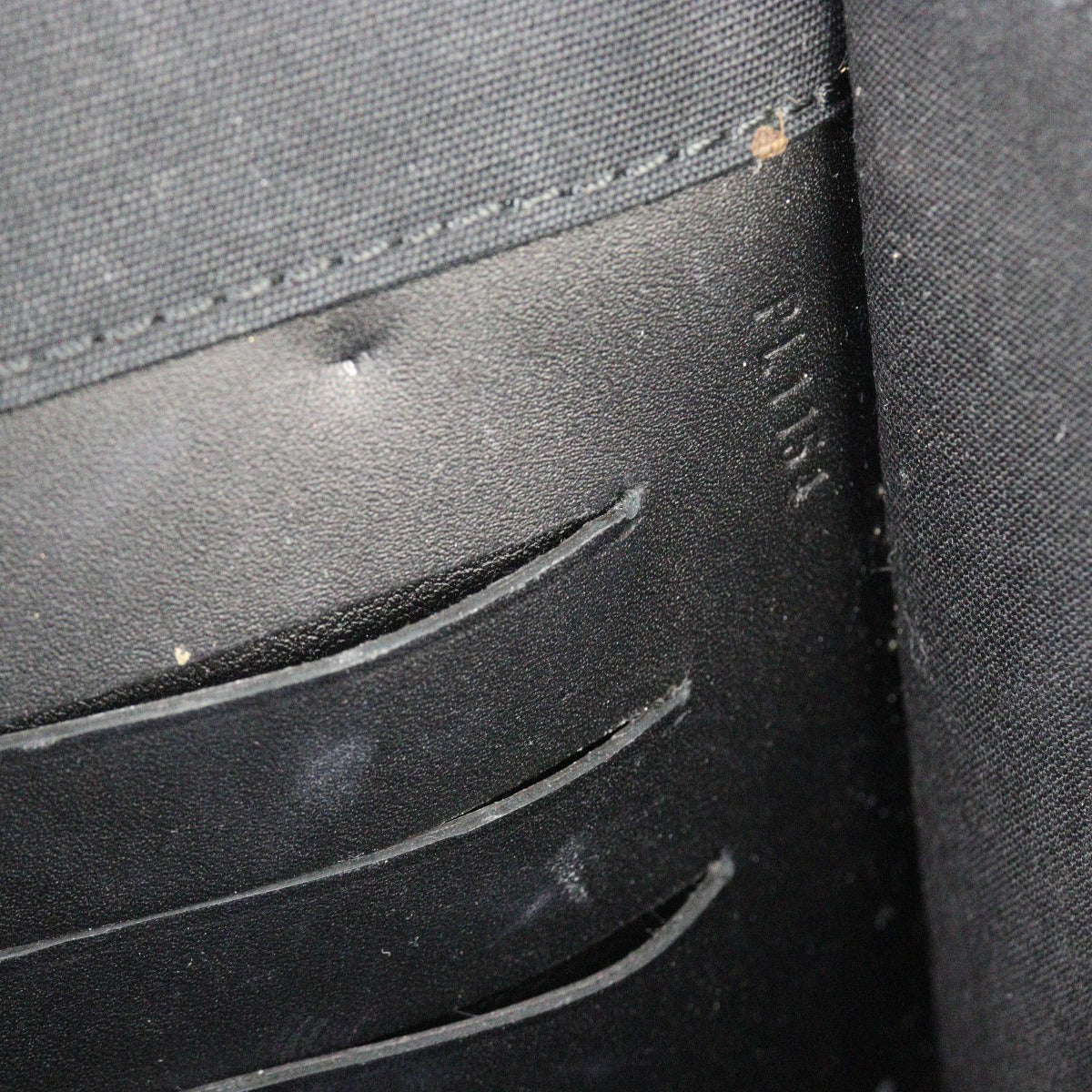 Louis Vuitton Louise Clutch Patent