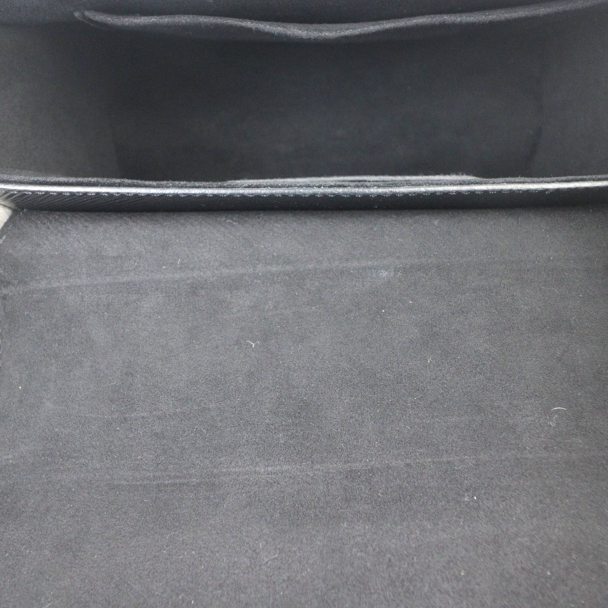 Louis Vuitton Twist MM Epi