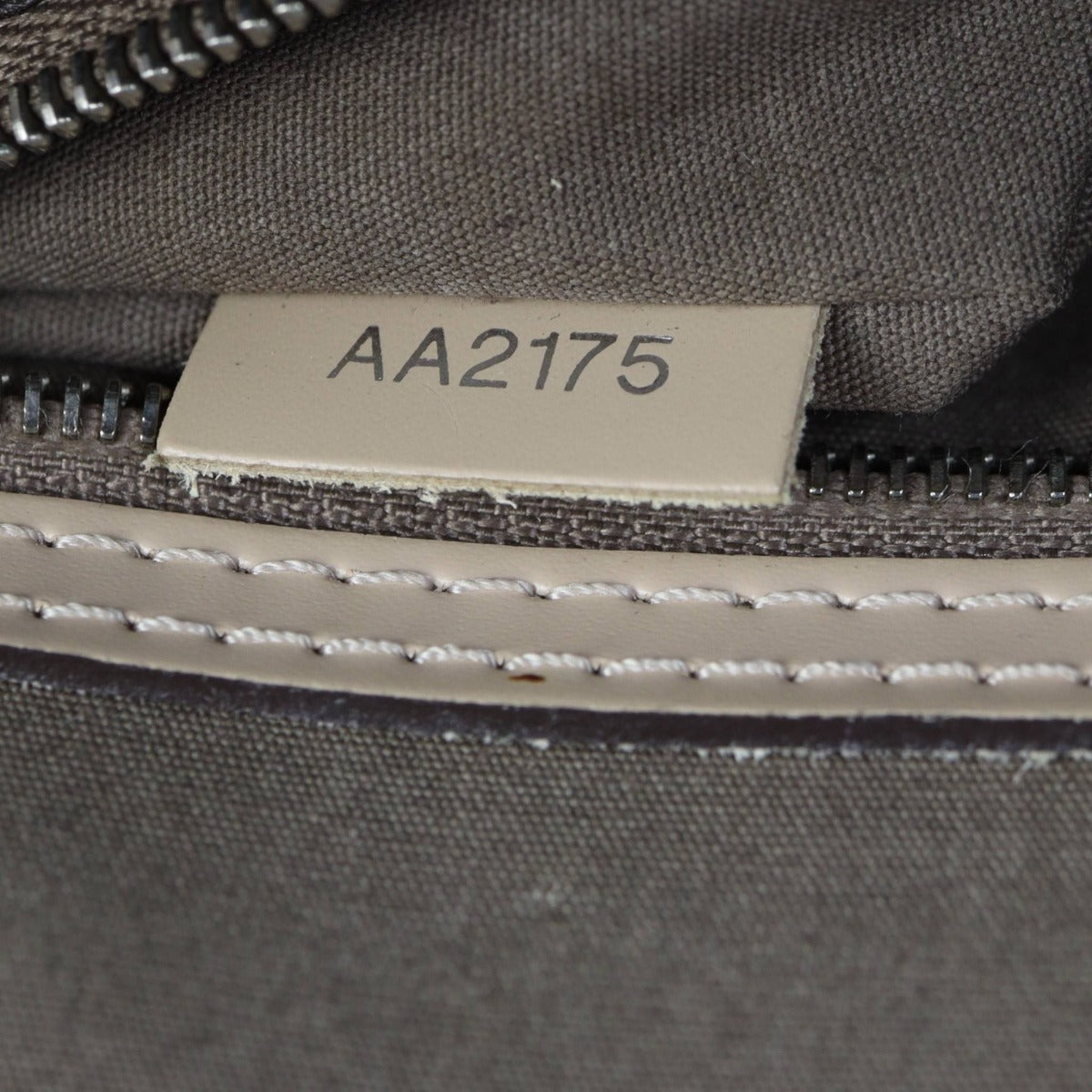 Louis Vuitton Brea MM Epi