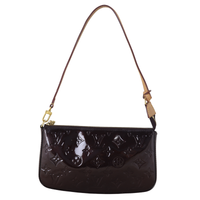Louis Vuitton Pochette Accessoires Monogram Vernis