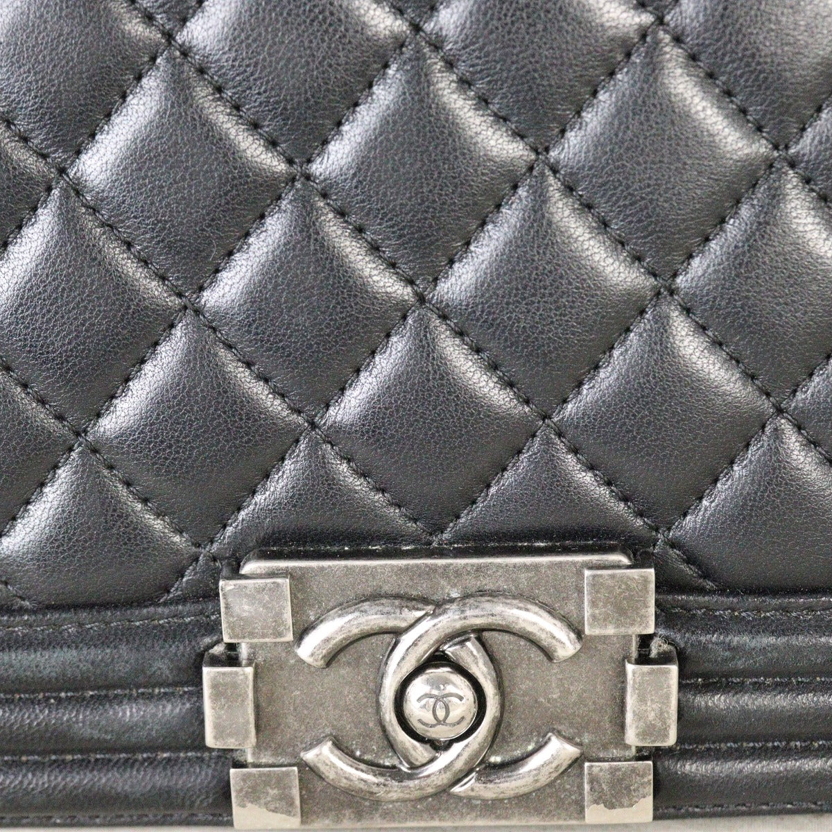 Chanel Boy Old Medium