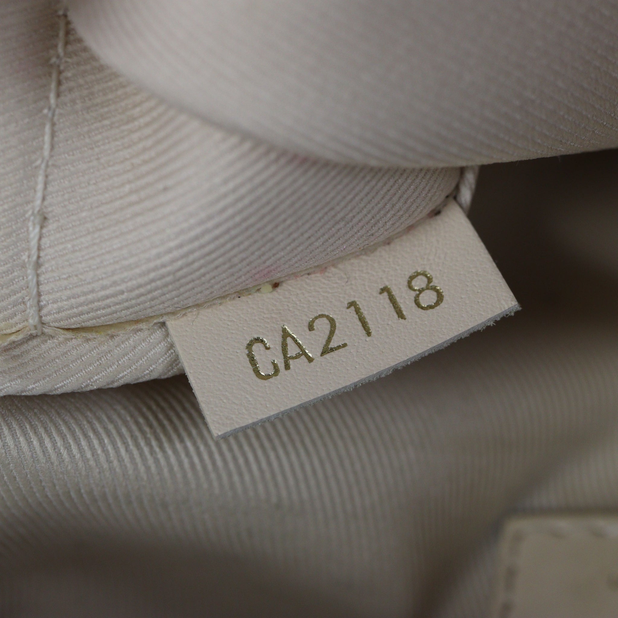 Louis Vuitton Saintonge Monogram Noir