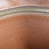 Louis Vuitton Trocadero 27 Monogram