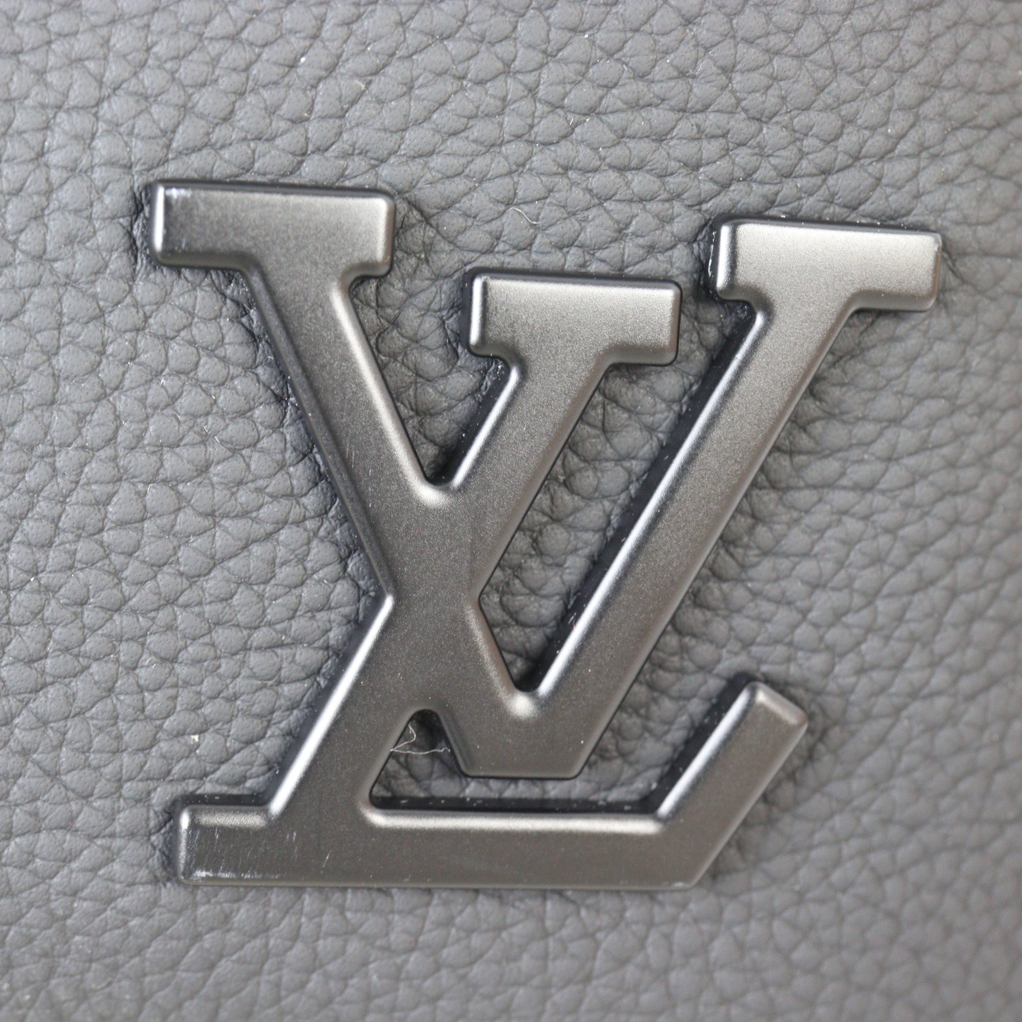 Louis Vuitton Keepall 50 Bandouliere Aerogram