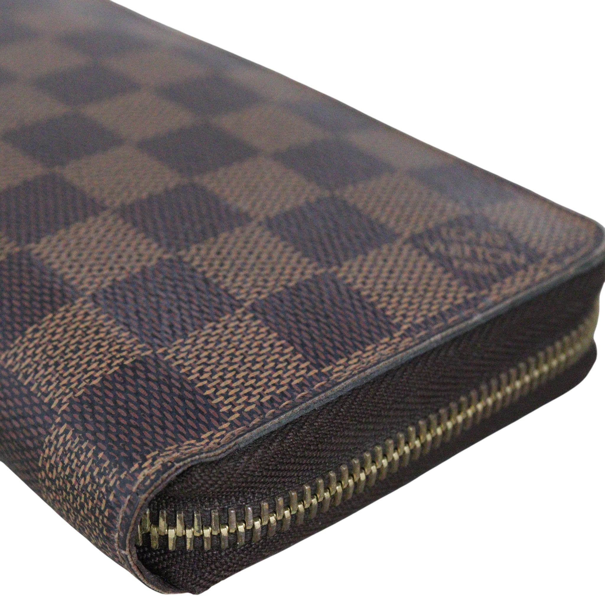 Louis Vuitton Zippy Wallet Damier Ebene