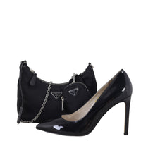 Prada Re-Edition 2005 Tessuto Shoulder Bag