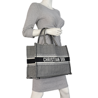 Dior Book Tote Medium Houndstooth