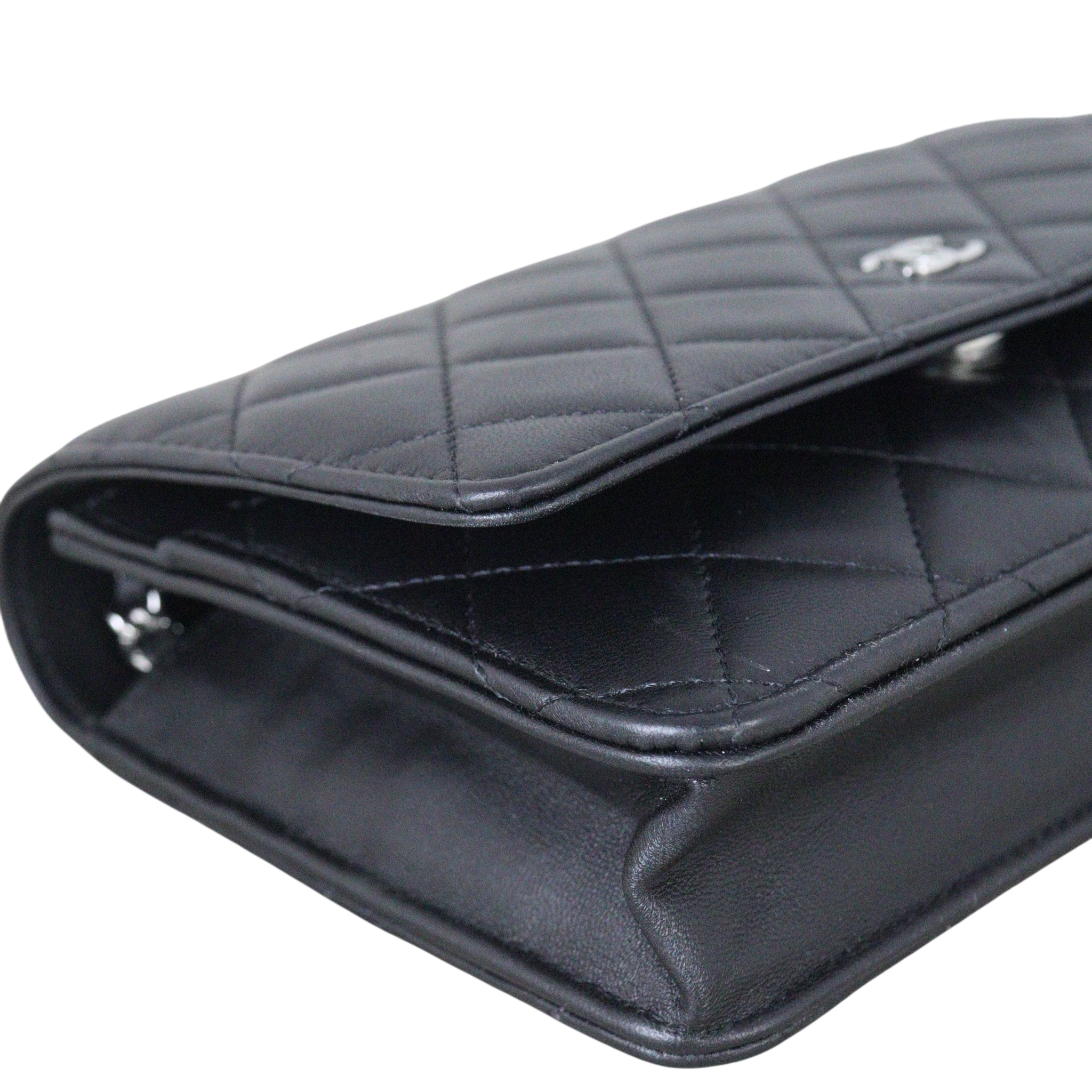 Chanel Classic Wallet on Chain