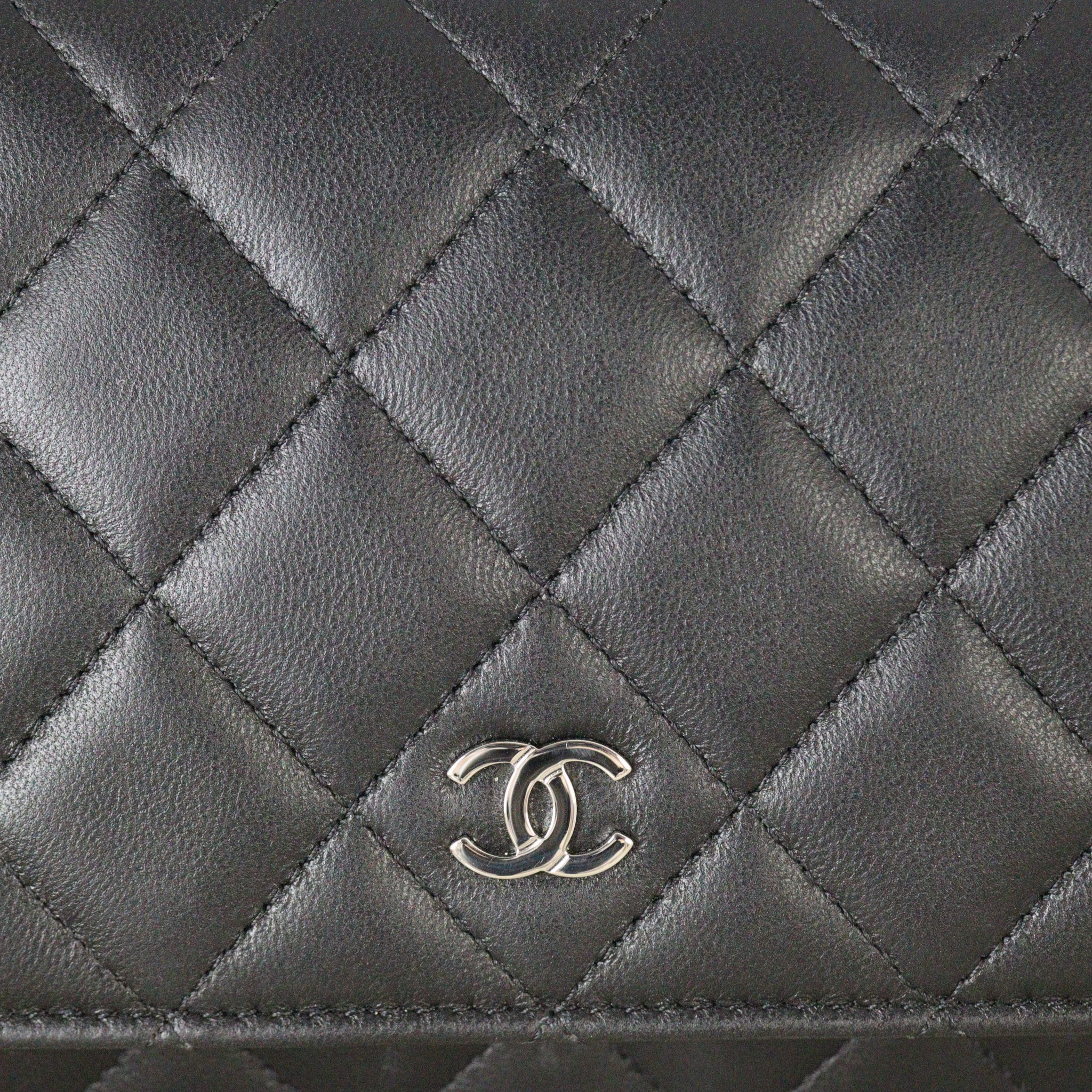 Chanel Classic Wallet on Chain
