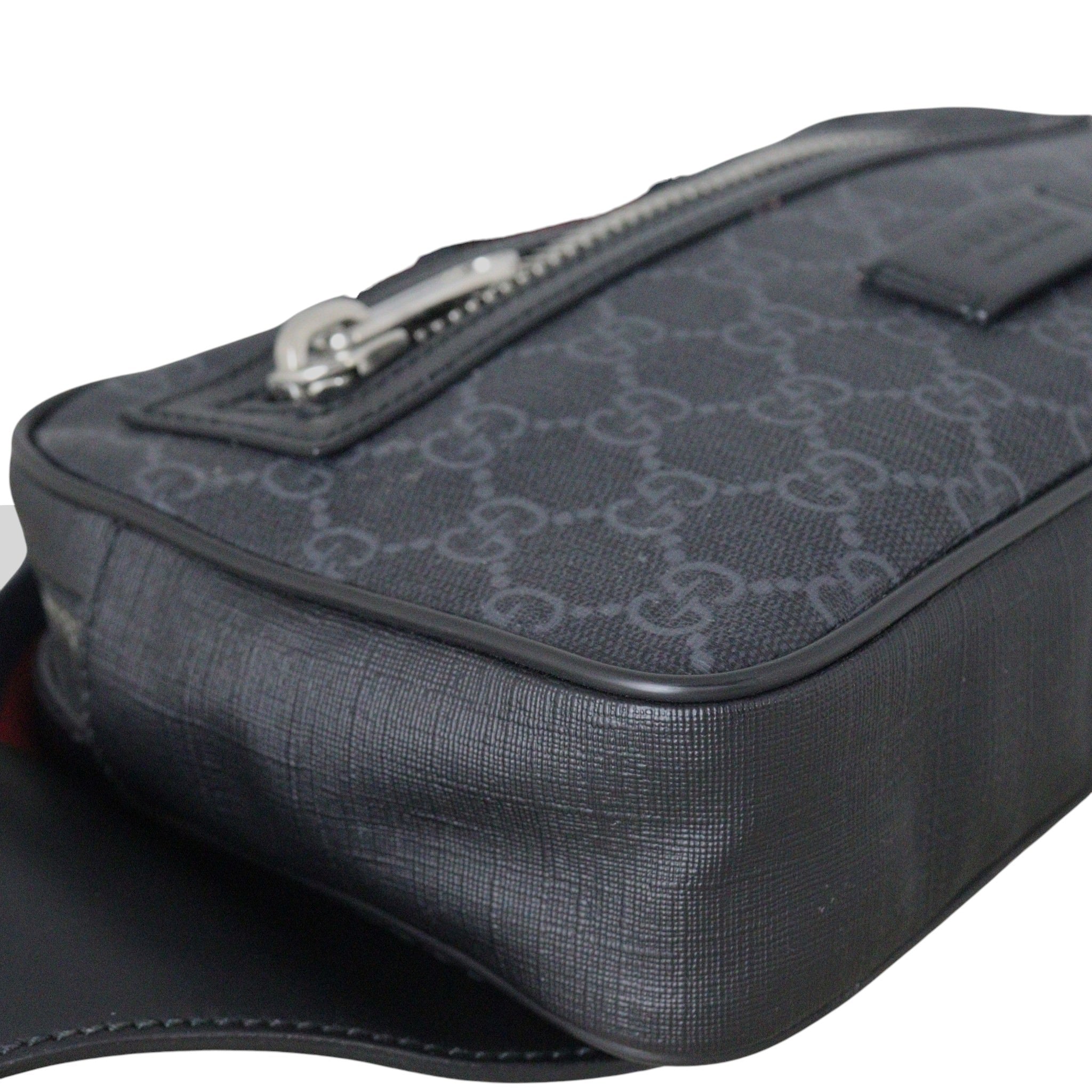 Gucci GG Supreme Belt Bag