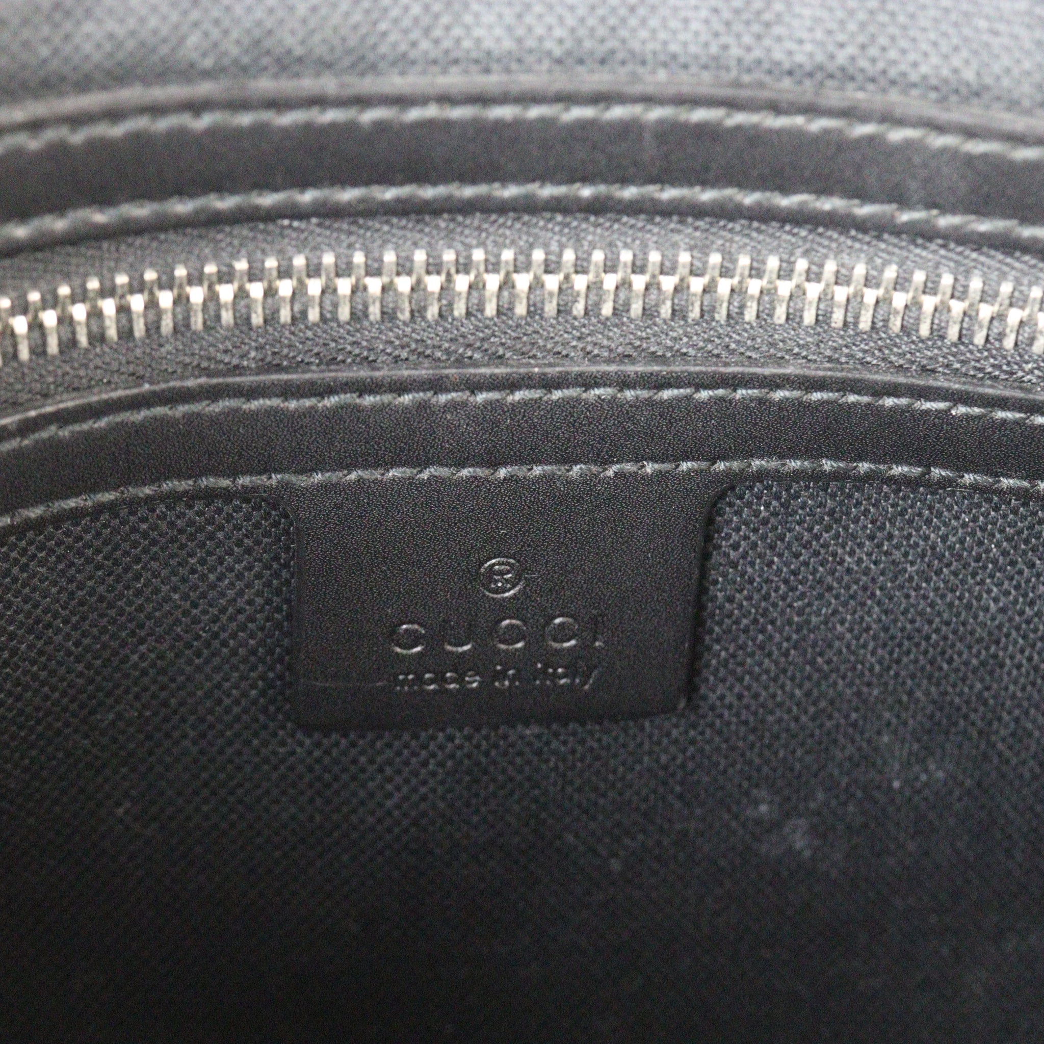 Gucci GG Supreme Belt Bag