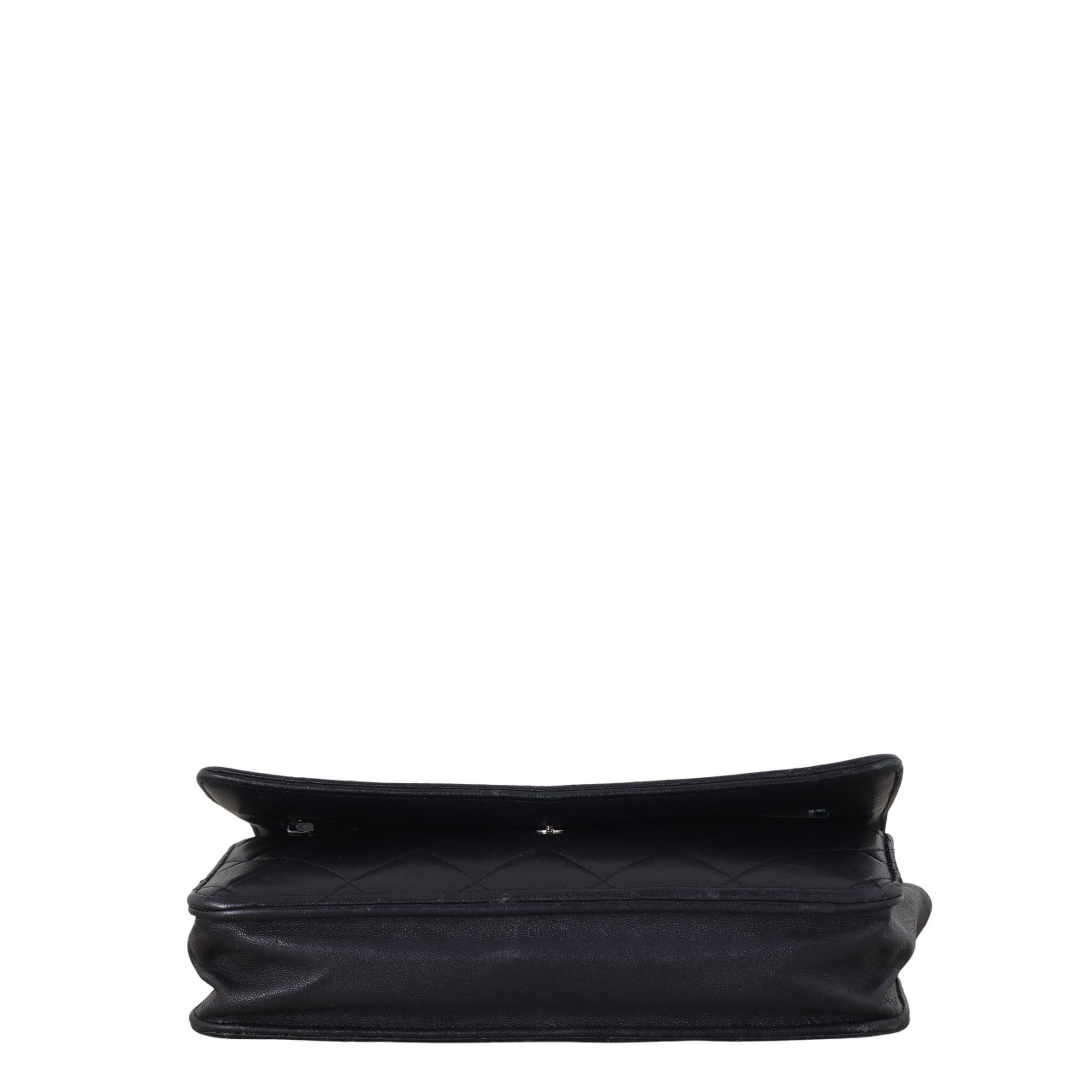 Chanel Classic Wallet on Chain