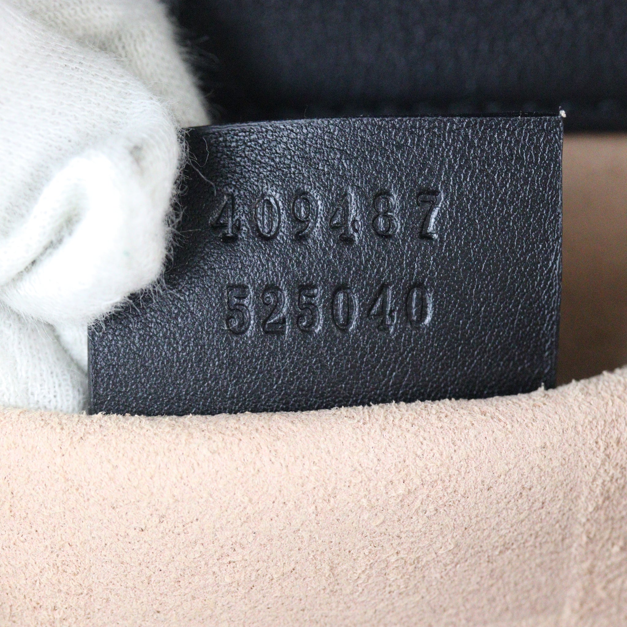 Gucci GG Supreme Bees Padlock Shoulder Bag