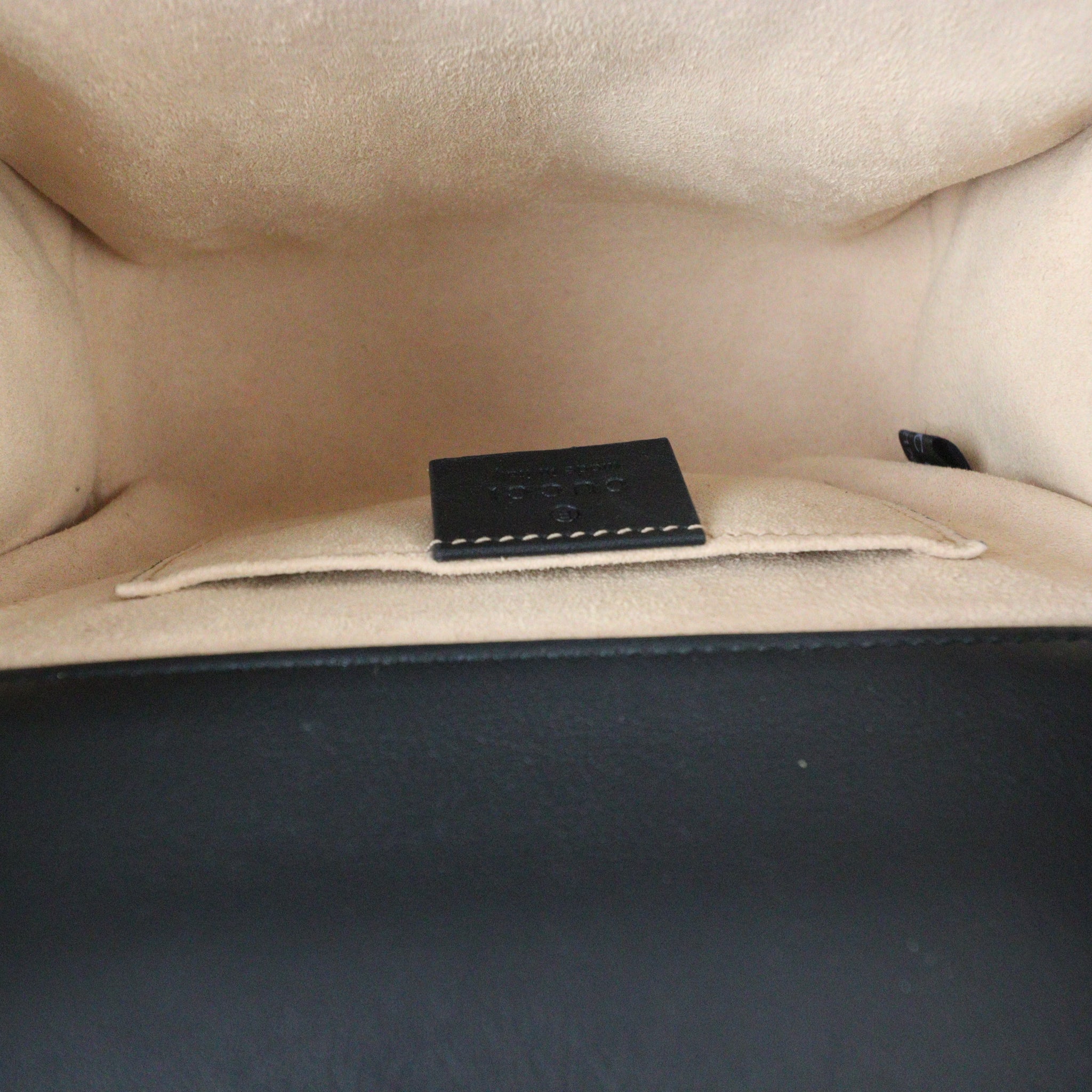 Gucci GG Supreme Bees Padlock Shoulder Bag