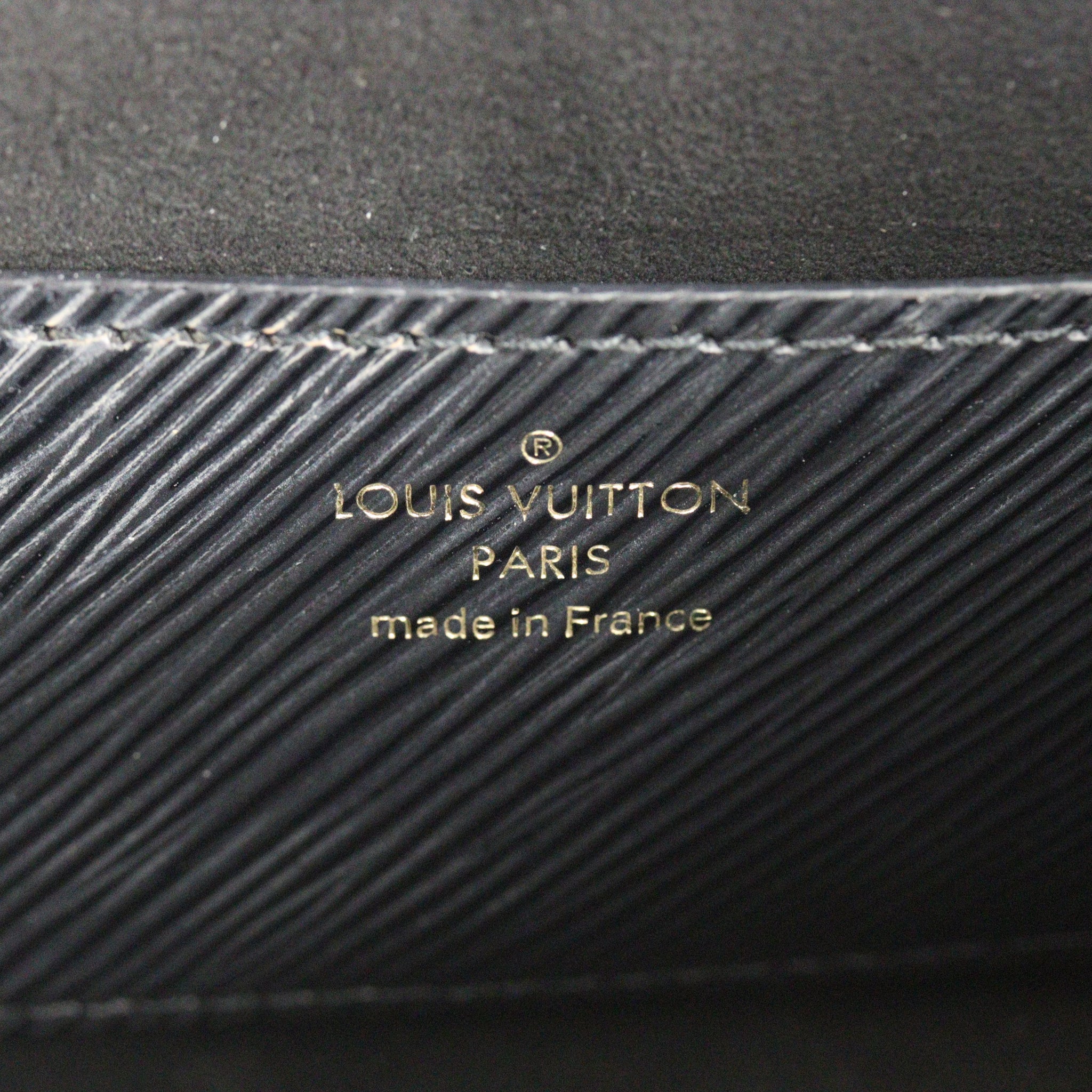 Louis Vuitton Twist Slim PM Epi