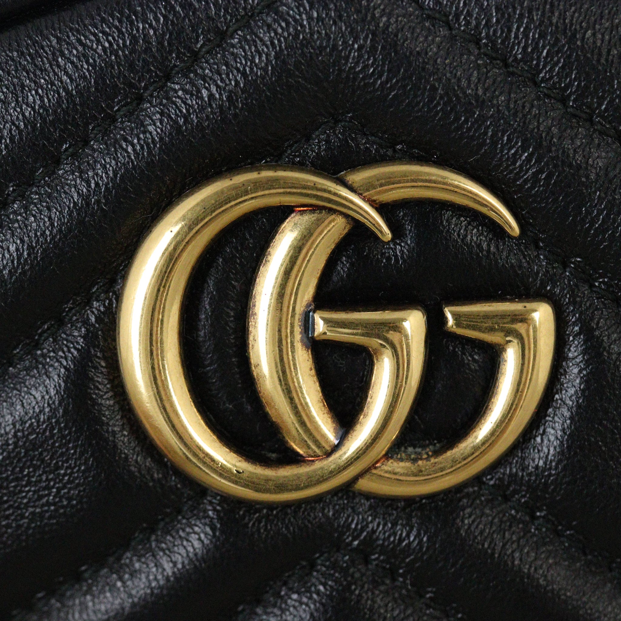 Gucci GG Marmont Round Chain Shoulder Bag