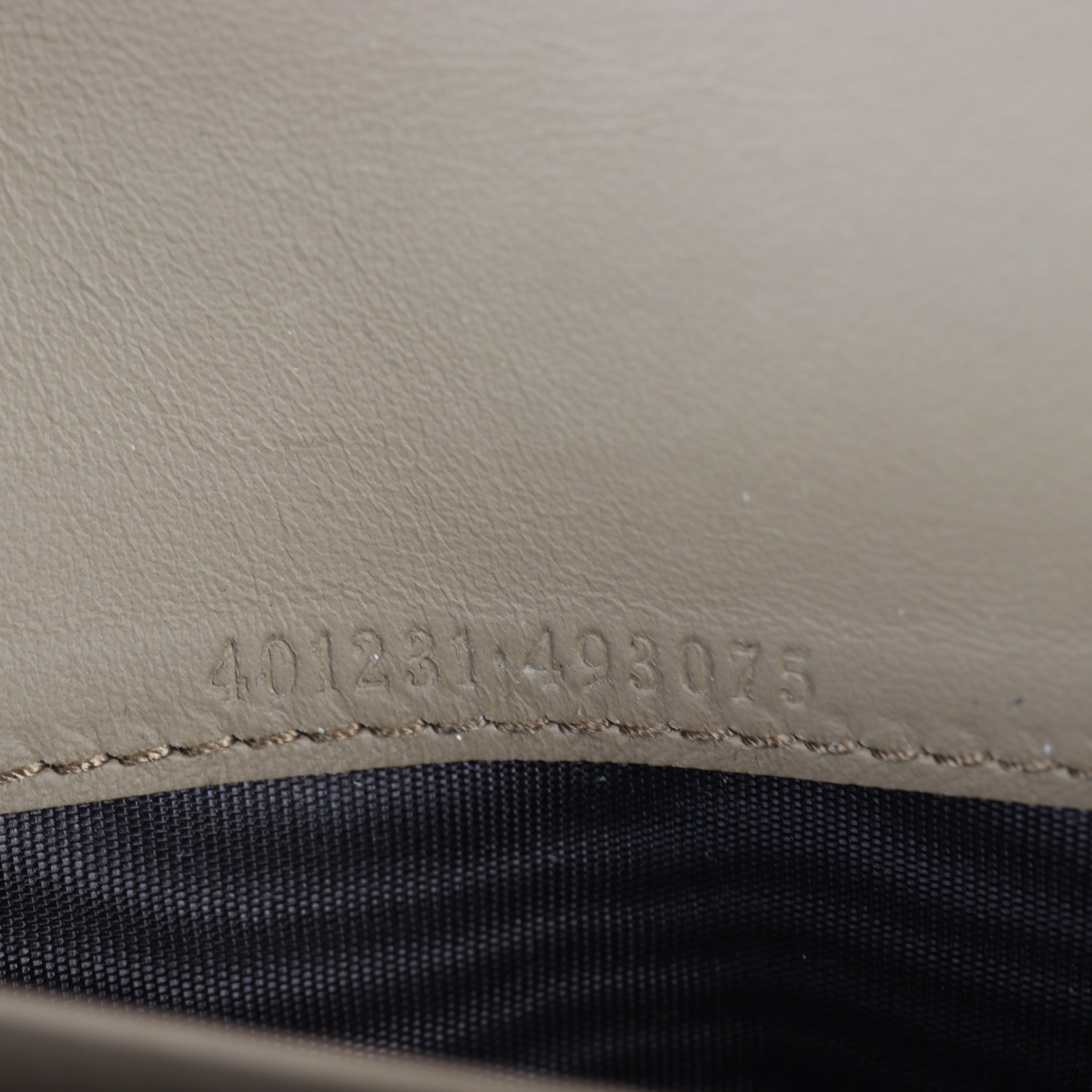 Gucci Dionysus GG Supreme Chain Wallet