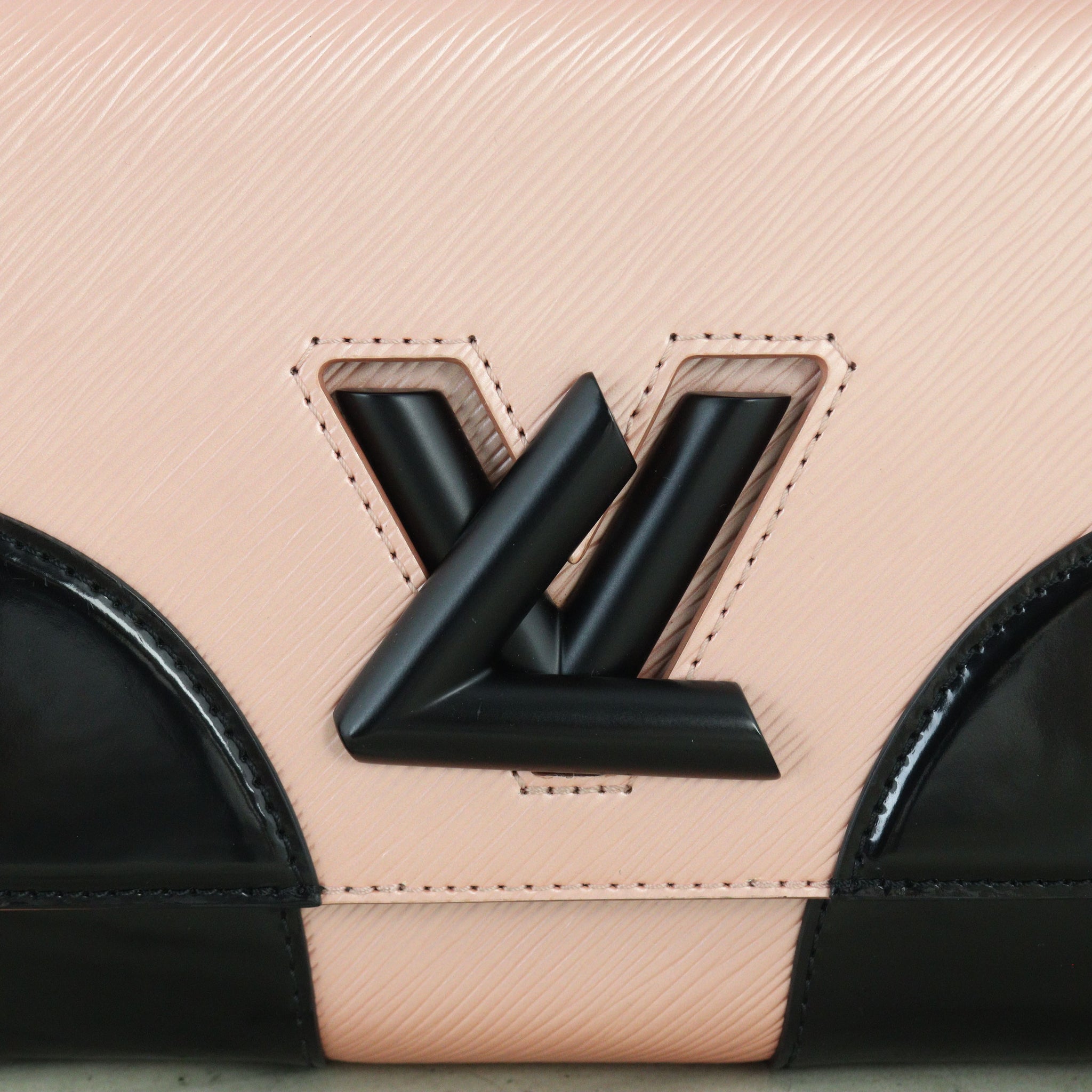Louis Vuitton Twist MM Epi