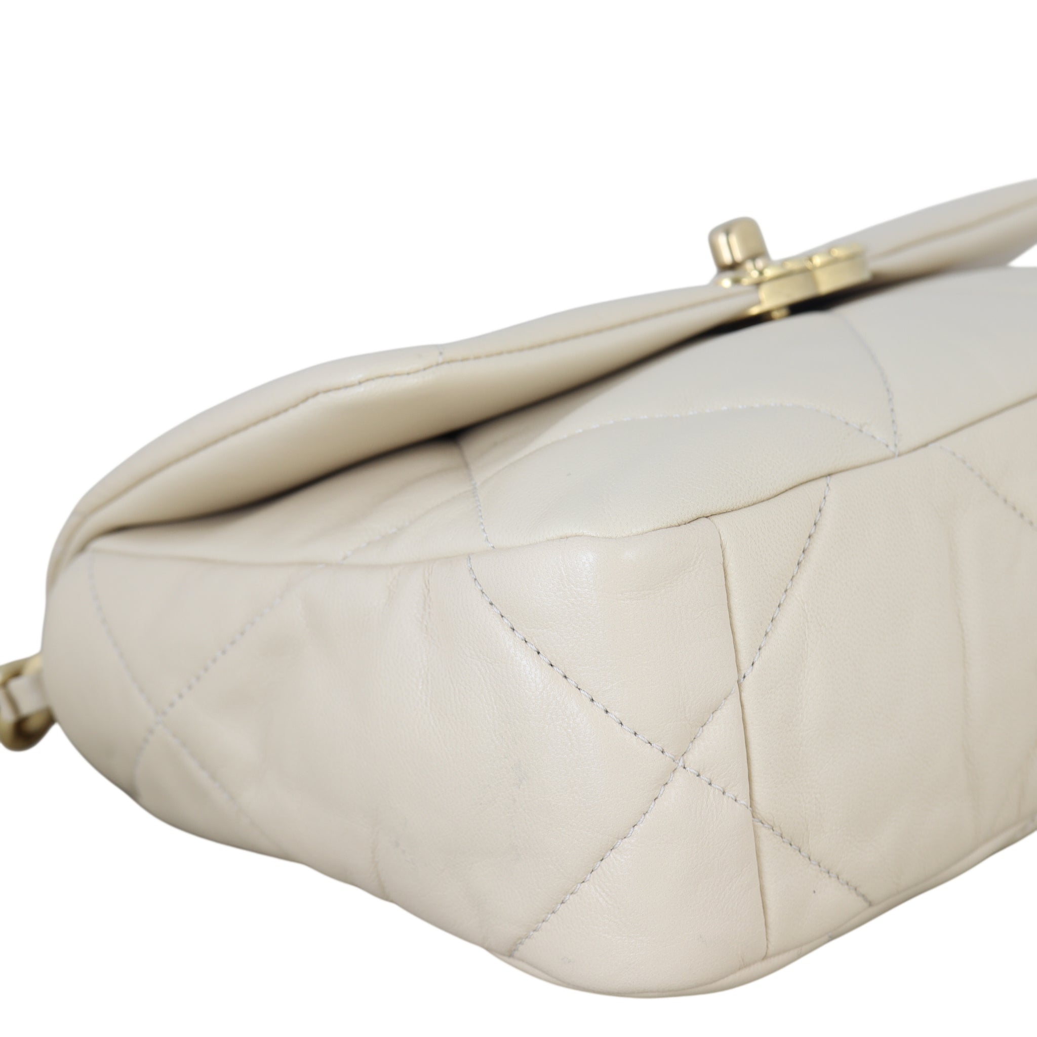 Chanel 19 Flap Bag Medium