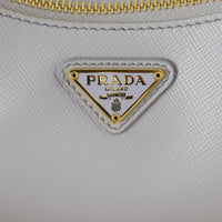 Prada Re-edition 2005 Saffiano Shoulder Bag