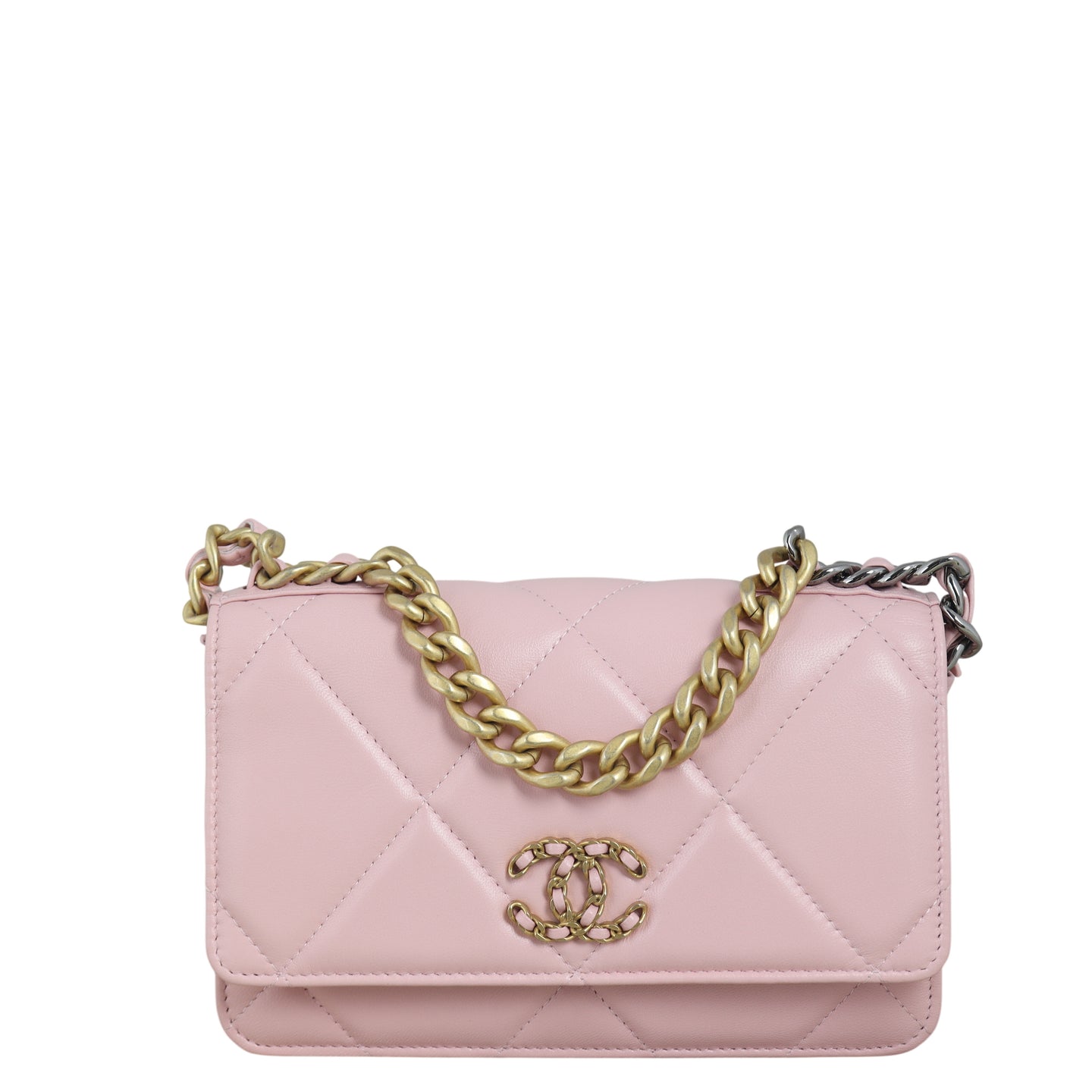Chanel 19 Wallet on Chain