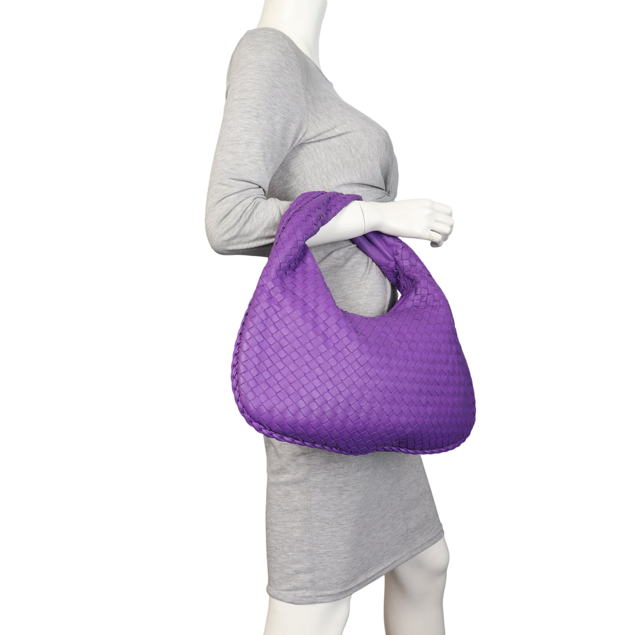 Bottega Veneta Intrecciato Hobo Medium