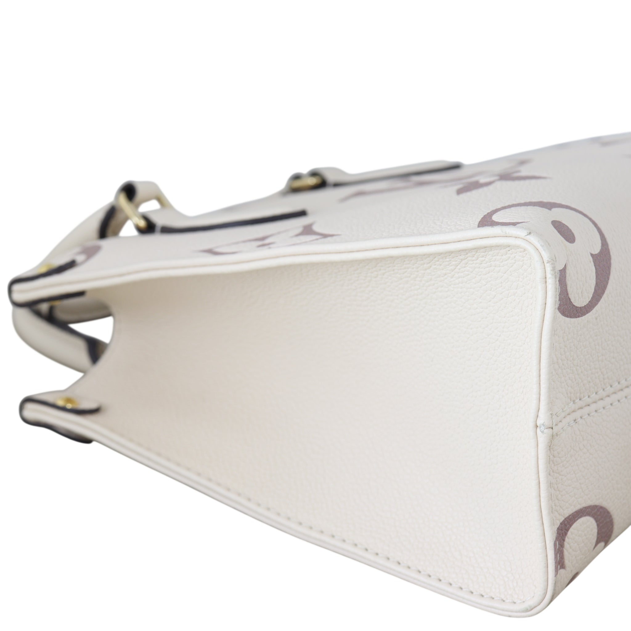 Louis Vuitton OnTheGo PM Monogram Empreinte Giant Bicolour