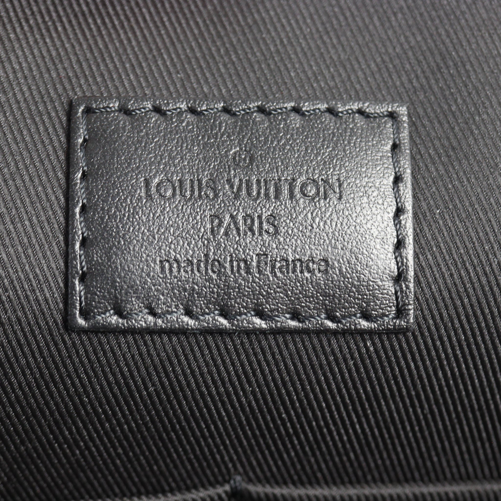 Louis Vuitton Christopher Messenger Taurillon