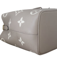 Louis Vuitton NeoNoe MM Monogram Empreinte Giant Bicolour