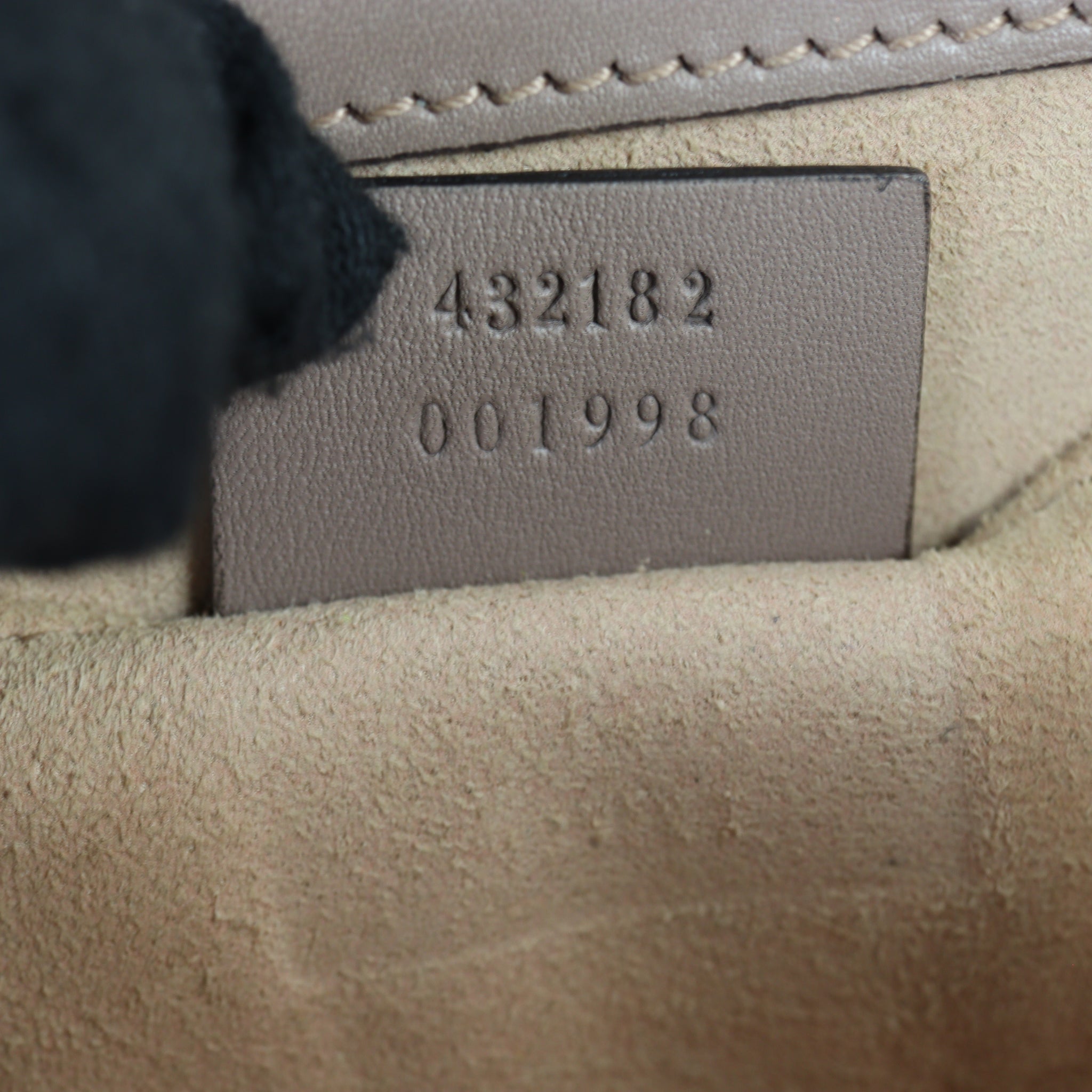 Gucci GG Supreme Padlock Small Shoulder Bag Pearl Studs