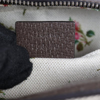 Gucci Neo Vintage GG Supreme Messenger Bag