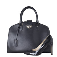 Louis Vuitton Pont Neuf GM Epi